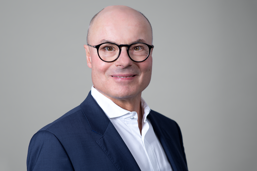 gregor-bucher.png gregor-bucher.png